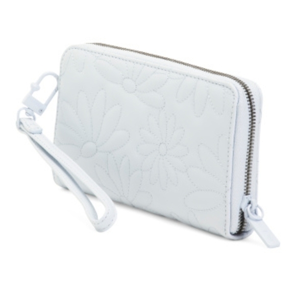 💙🔹️Betsey Johnson🔹️ Blue Quilted Vozed Z/A Wallet Wristlet Floral Wallet - Picture 6 of 12